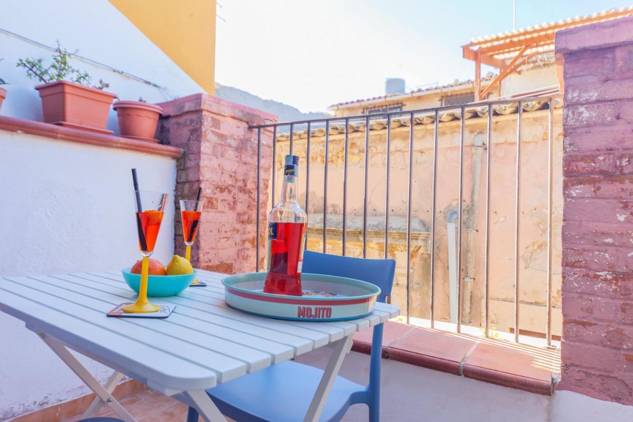 Ortigia San Pietro Apartment Szirakúza Kültér fotó